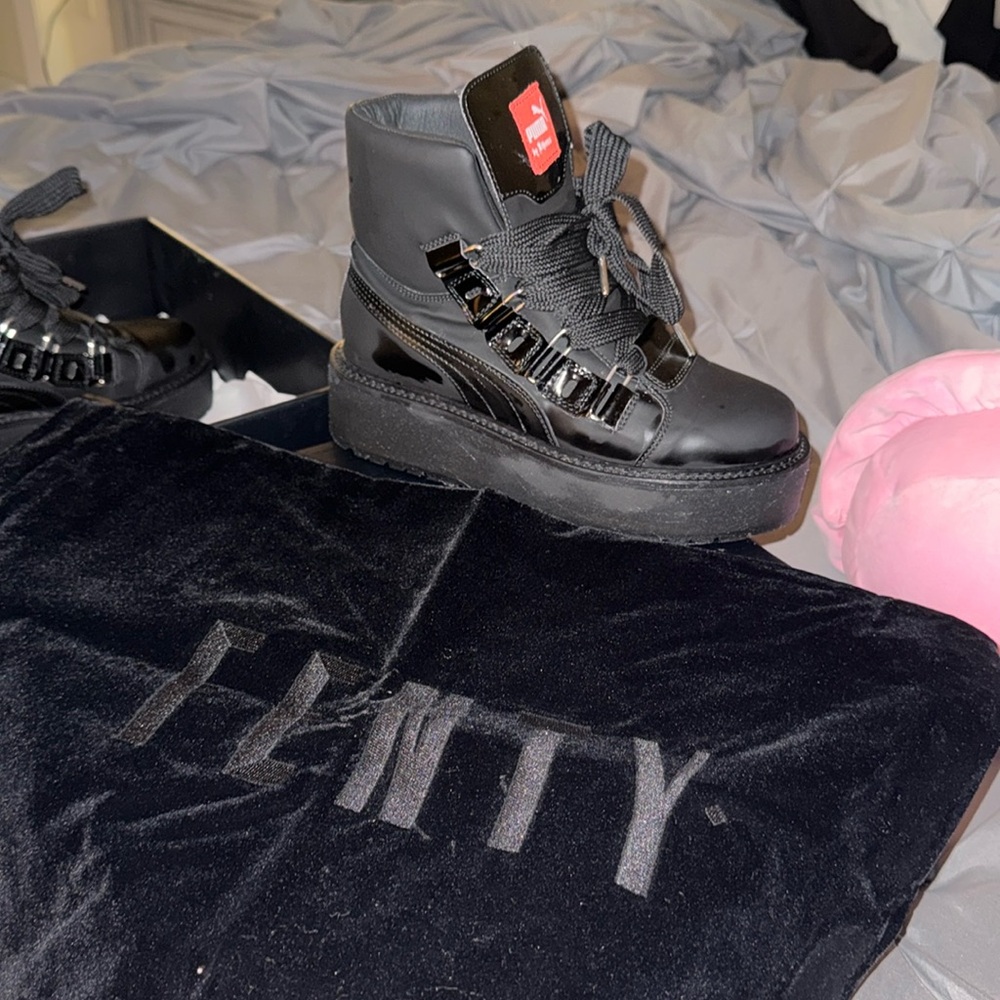 Rihanna SB eyelet Boots by Fenty Puma